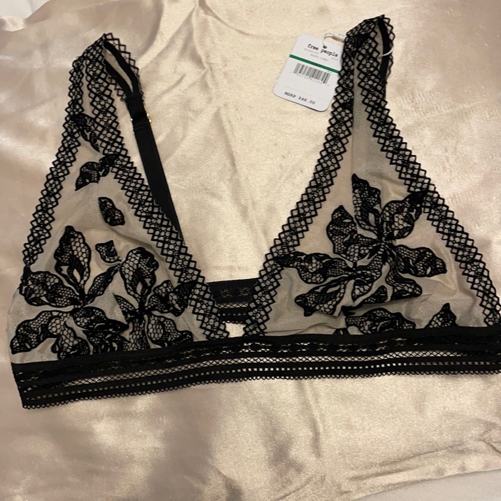 Size Lg. Black and Tan floral bralette